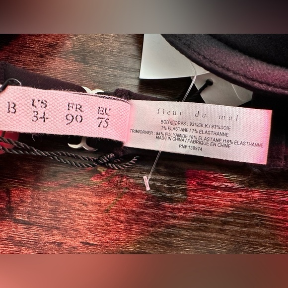 NWT Fleur Du Mal Satin front-close bra black 34B - Picture 8 of 10